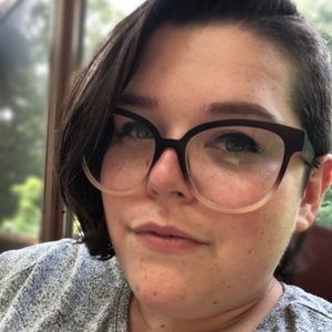 Meet your Posher, Joy